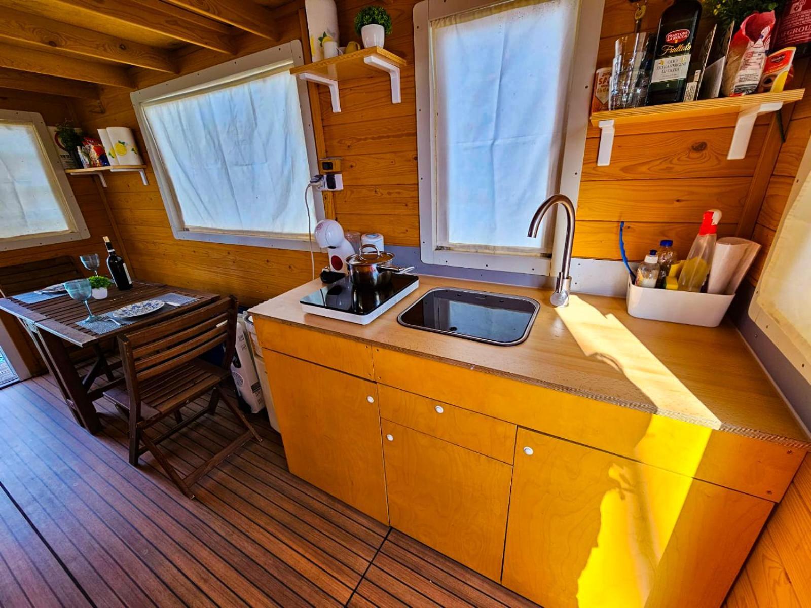 Filipp'S House Boat Hotel Alghero Eksteriør billede